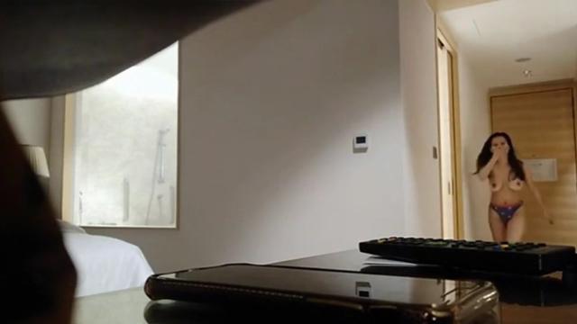 Horny wife Watching Waiter Dare Cock Nude – Viral Sexvideo
